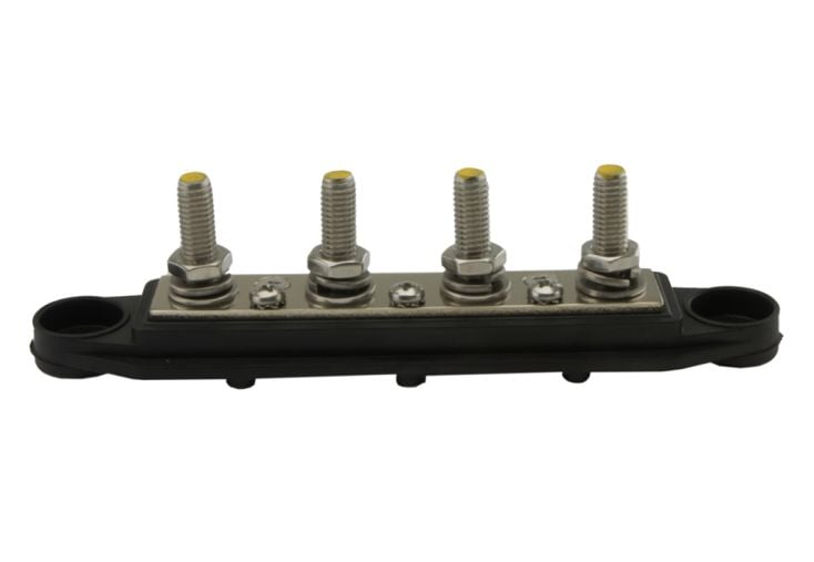 BBA M8 barra de enchufes de 4 puntos - negra