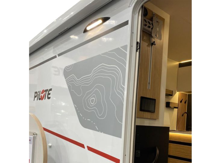 Rome lámpara LED para avance o toldo - negro